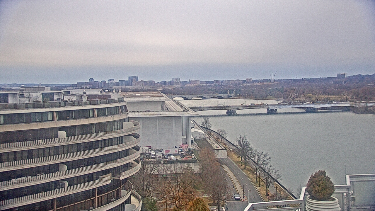 Thumbnail for current weather camera view from The Watergate Hotel in Washington, District Of Columbia