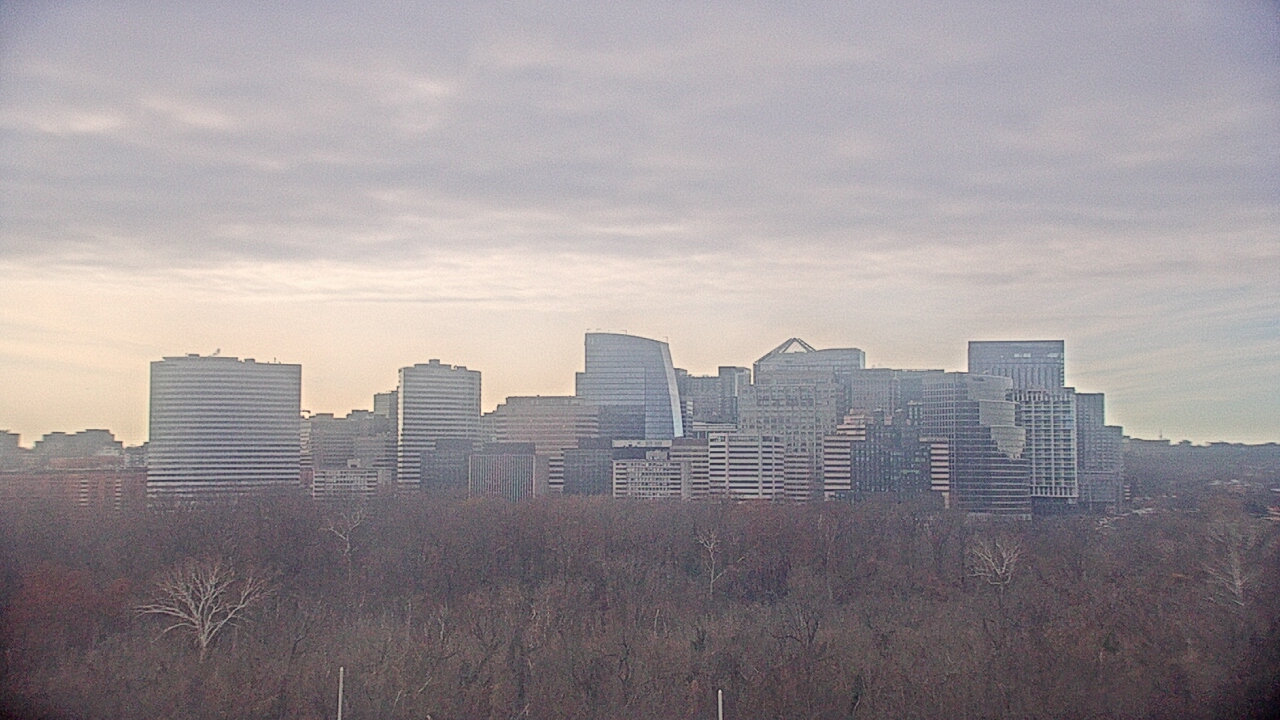 Thumbnail for current weather camera view from The Watergate Hotel in Washington, District Of Columbia