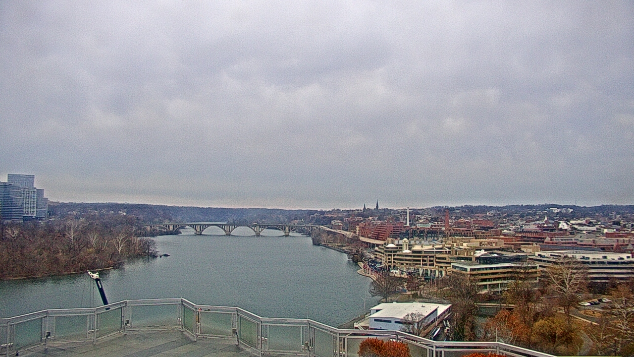 Thumbnail for current weather camera view from The Watergate Hotel in Washington, District Of Columbia