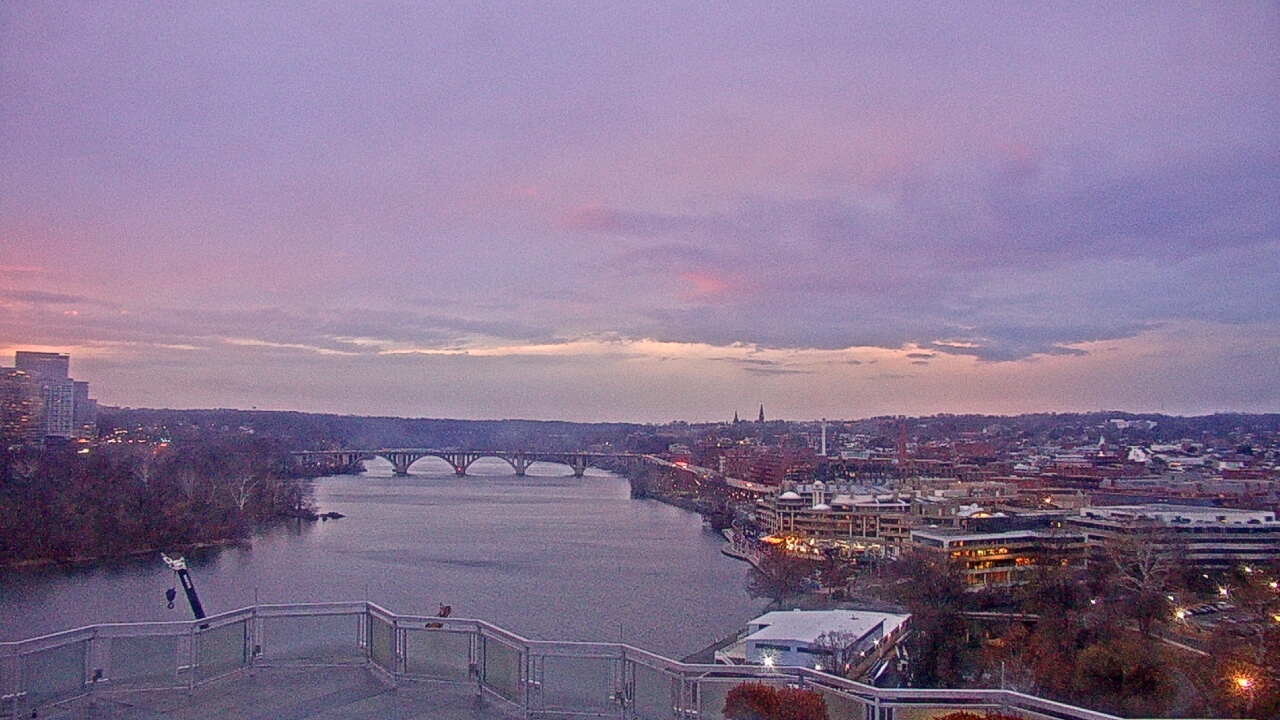 Thumbnail for current weather camera view from The Watergate Hotel in Washington, District Of Columbia