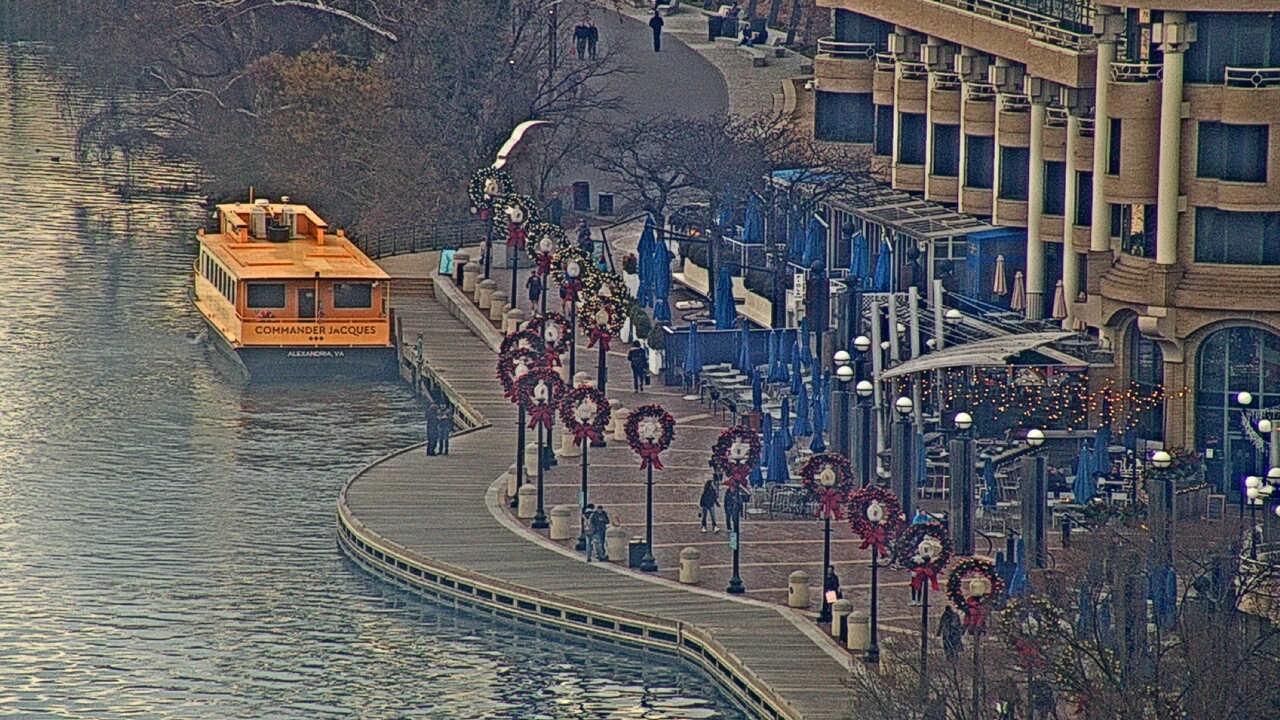 Thumbnail for current weather camera view from The Watergate Hotel in Washington, District Of Columbia