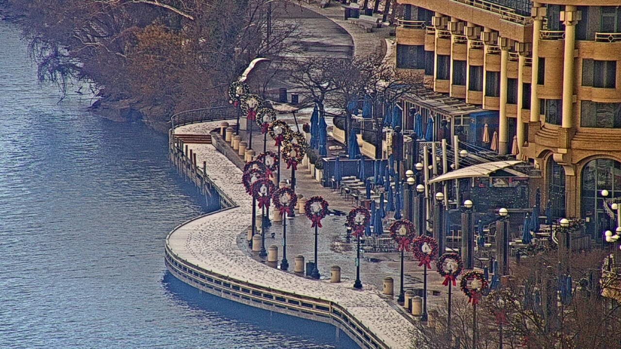 Thumbnail for current weather camera view from The Watergate Hotel in Washington, District Of Columbia