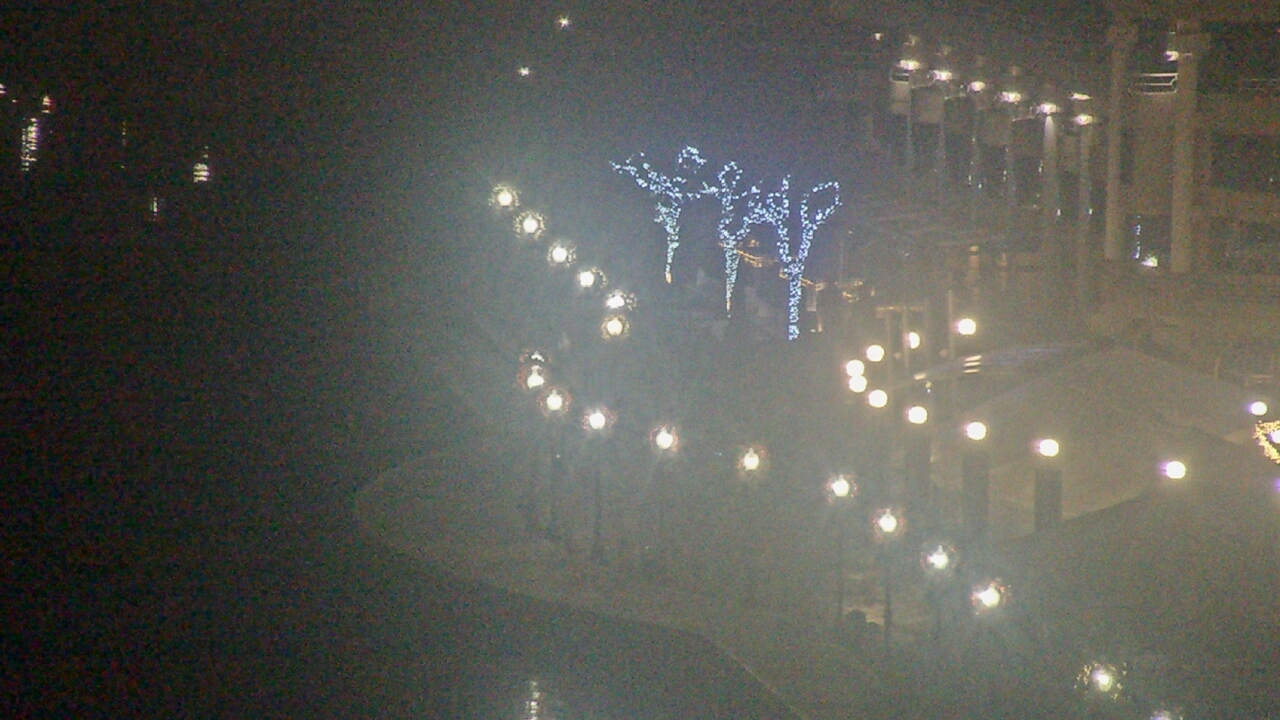 Thumbnail for current weather camera view from The Watergate Hotel in Washington, District Of Columbia