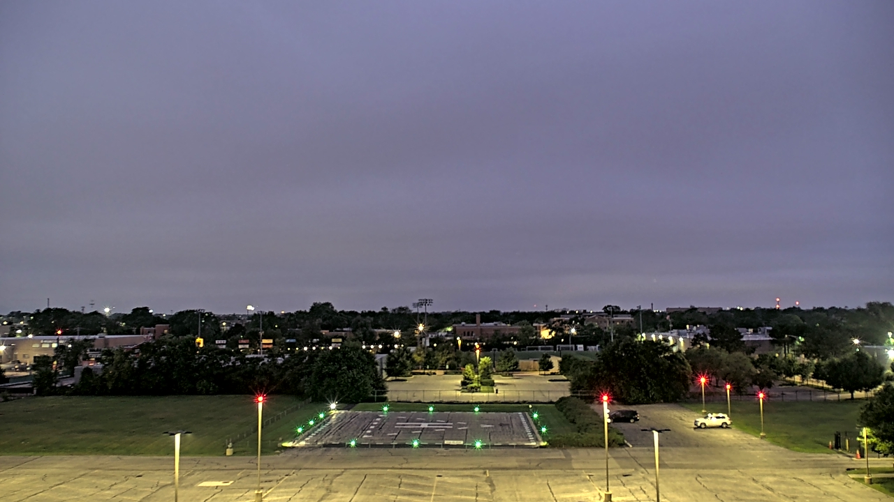 Thumbnail for current weather camera view from WGN-TV in Chicago, Illinois