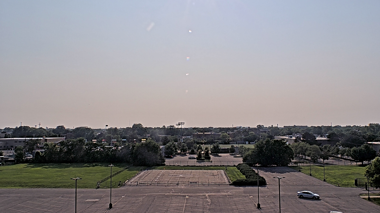Thumbnail for current weather camera view from WGN-TV in Chicago, Illinois