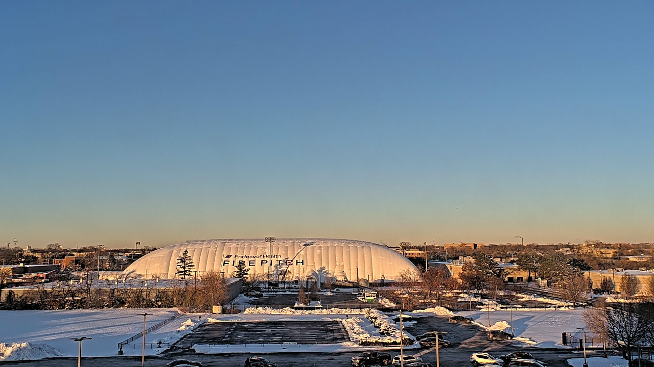 Thumbnail for current weather camera view from WGN-TV in Chicago, Illinois