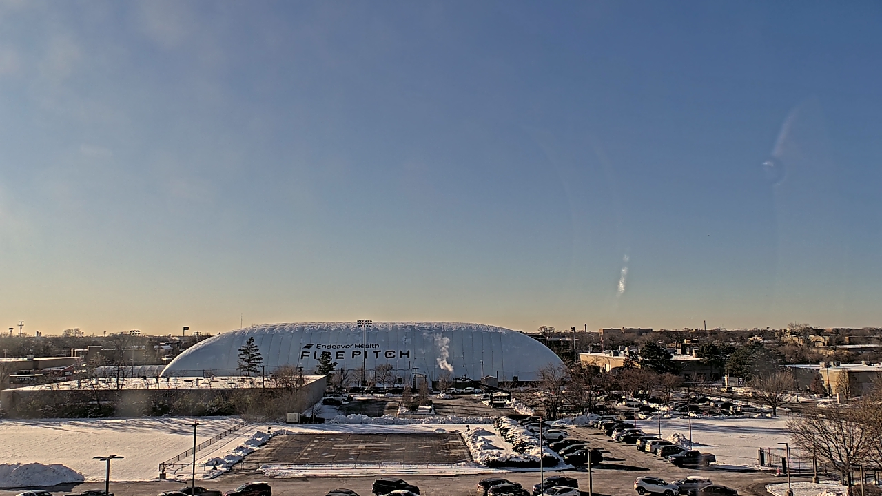 Thumbnail for current weather camera view from WGN-TV in Chicago, Illinois