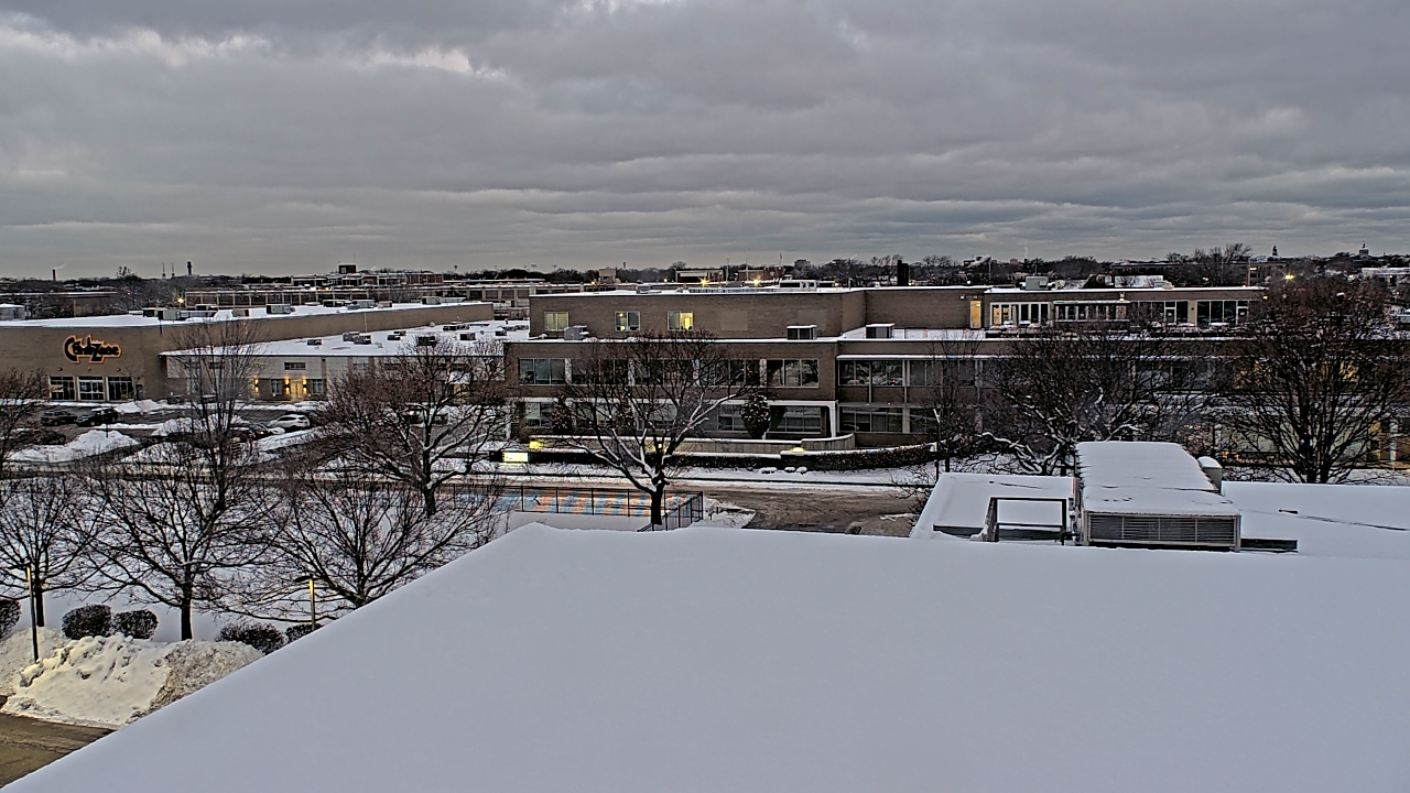 Thumbnail for current weather camera view from WGN-TV in Chicago, Illinois