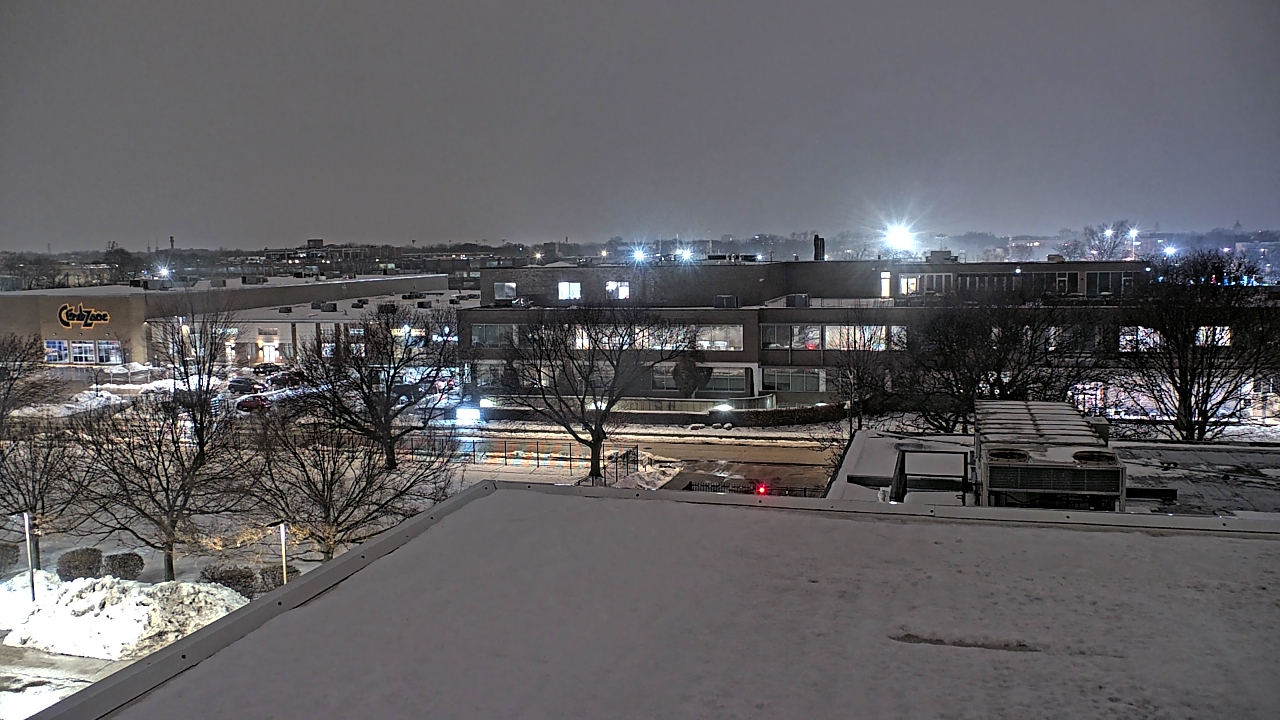 Thumbnail for current weather camera view from WGN-TV in Chicago, Illinois