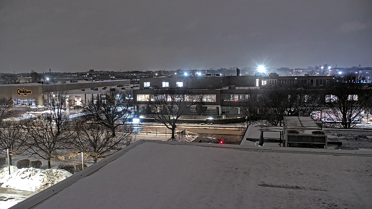 Thumbnail for current weather camera view from WGN-TV in Chicago, Illinois