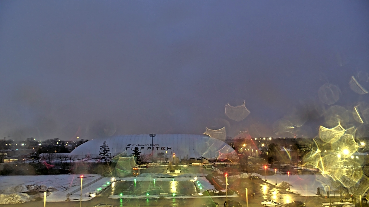 Thumbnail for current weather camera view from WGN-TV in Chicago, Illinois