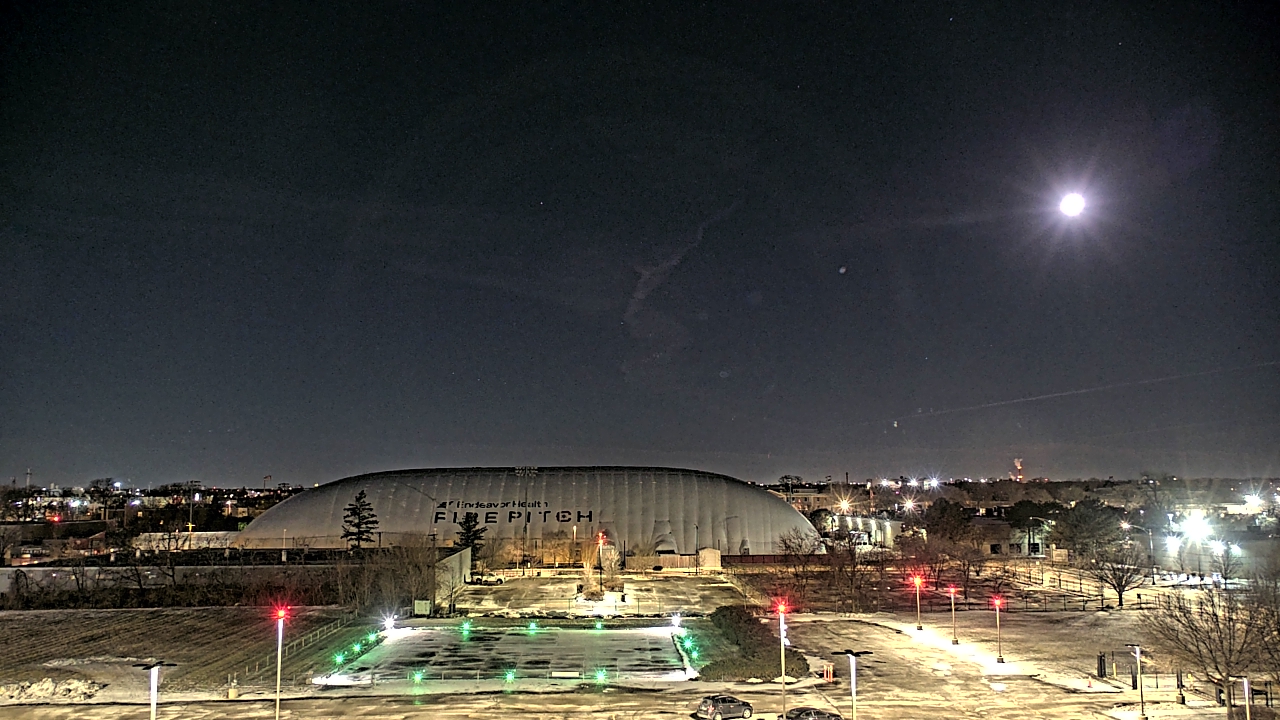 Thumbnail for current weather camera view from WGN-TV in Chicago, Illinois