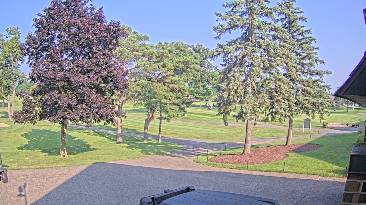 Thumbnail for current weather camera view from Warwick Hills Golf & Country Club in Grand Blanc Township, Michigan