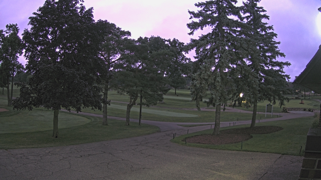 Thumbnail for current weather camera view from Warwick Hills Golf & Country Club in Grand Blanc Township, Michigan