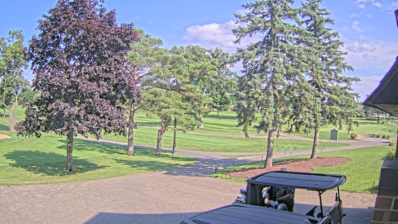 Thumbnail for current weather camera view from Warwick Hills Golf & Country Club in Grand Blanc Township, Michigan