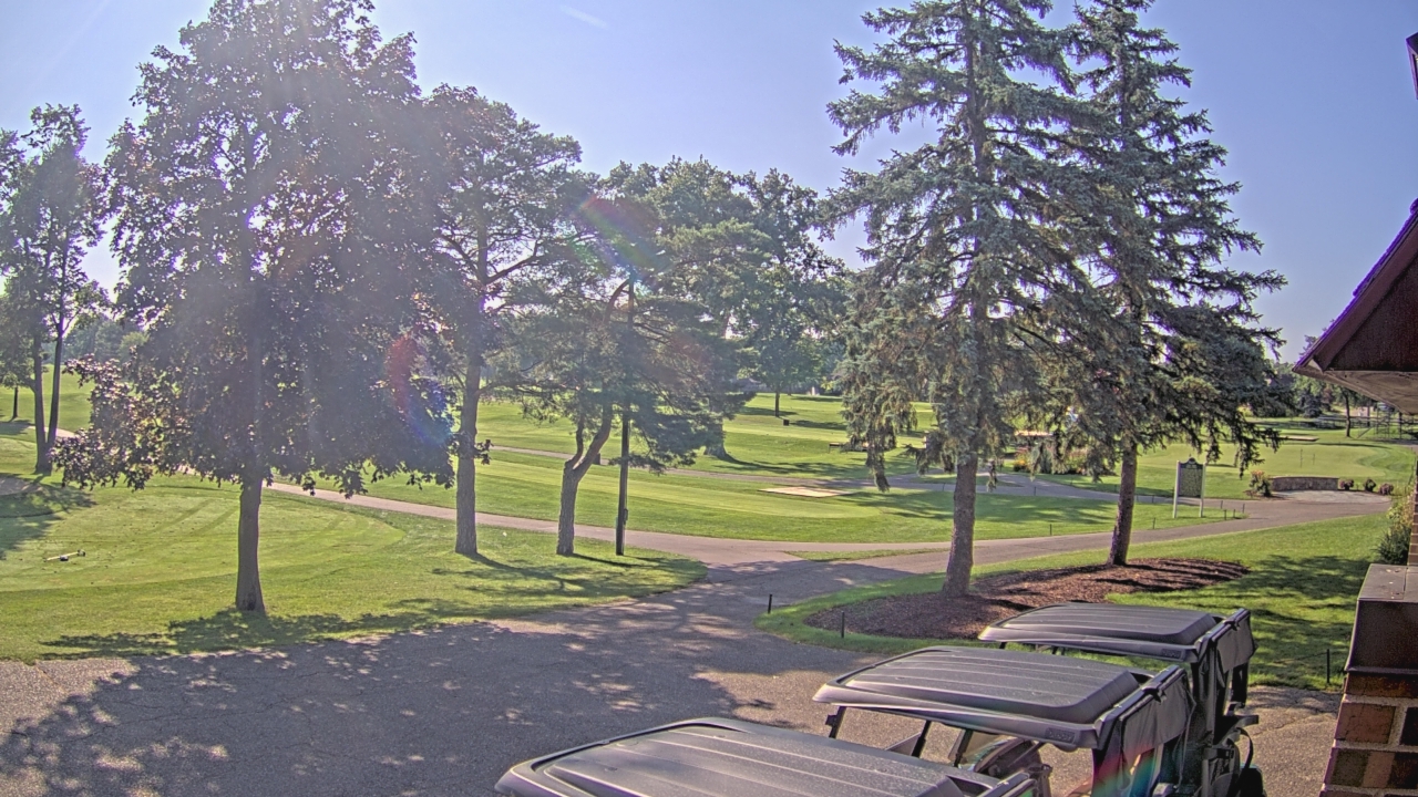 Thumbnail for current weather camera view from Warwick Hills Golf & Country Club in Grand Blanc Township, Michigan