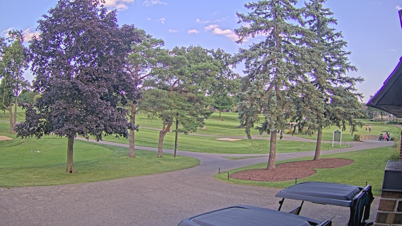 Thumbnail for current weather camera view from Warwick Hills Golf & Country Club in Grand Blanc Township, Michigan