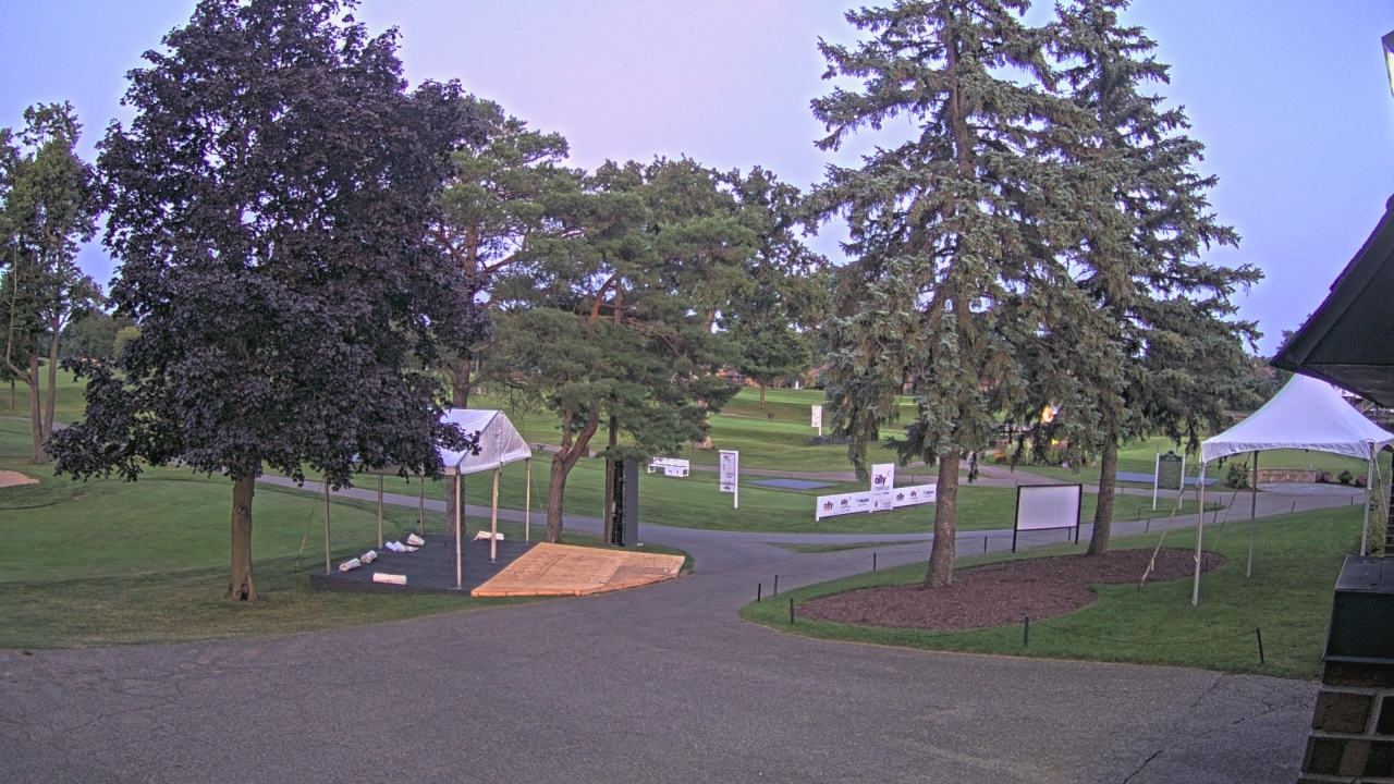 Thumbnail for current weather camera view from Warwick Hills Golf & Country Club in Grand Blanc Township, Michigan