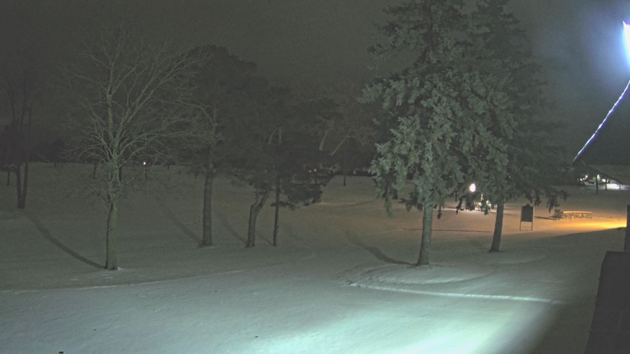 Thumbnail for current weather camera view from Warwick Hills Golf & Country Club in Grand Blanc Township, Michigan