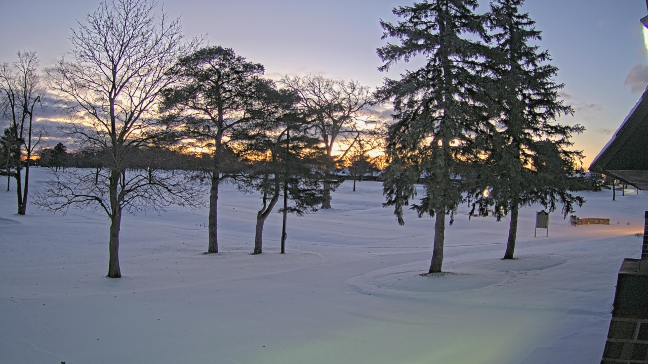 Thumbnail for current weather camera view from Warwick Hills Golf & Country Club in Grand Blanc Township, Michigan