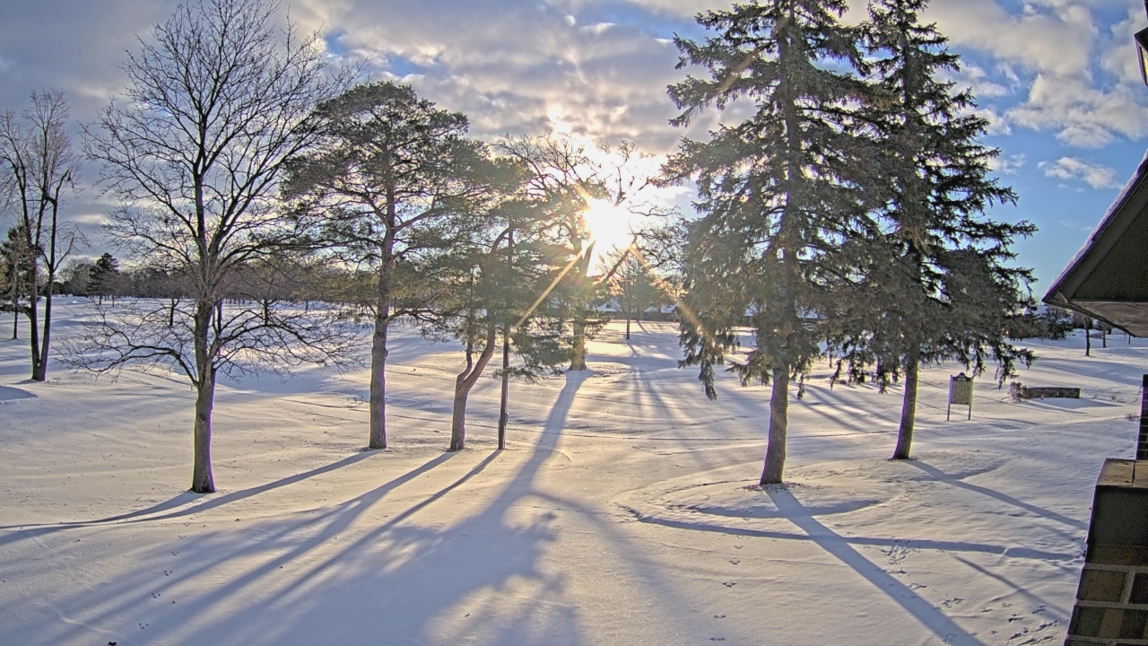 Thumbnail for current weather camera view from Warwick Hills Golf & Country Club in Grand Blanc Township, Michigan