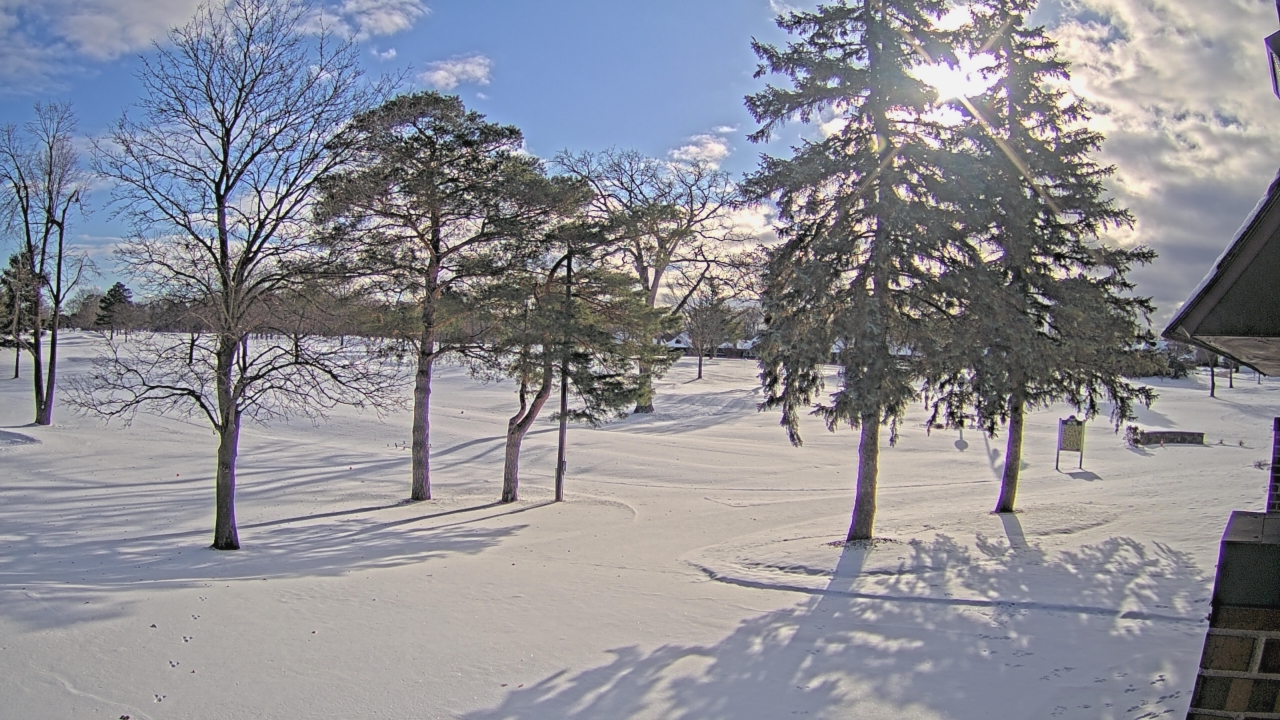 Thumbnail for current weather camera view from Warwick Hills Golf & Country Club in Grand Blanc Township, Michigan