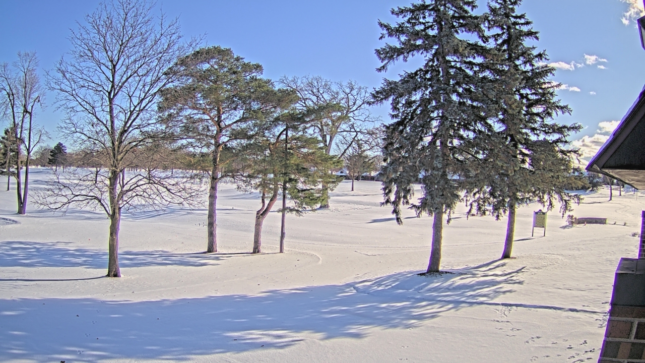 Thumbnail for current weather camera view from Warwick Hills Golf & Country Club in Grand Blanc Township, Michigan