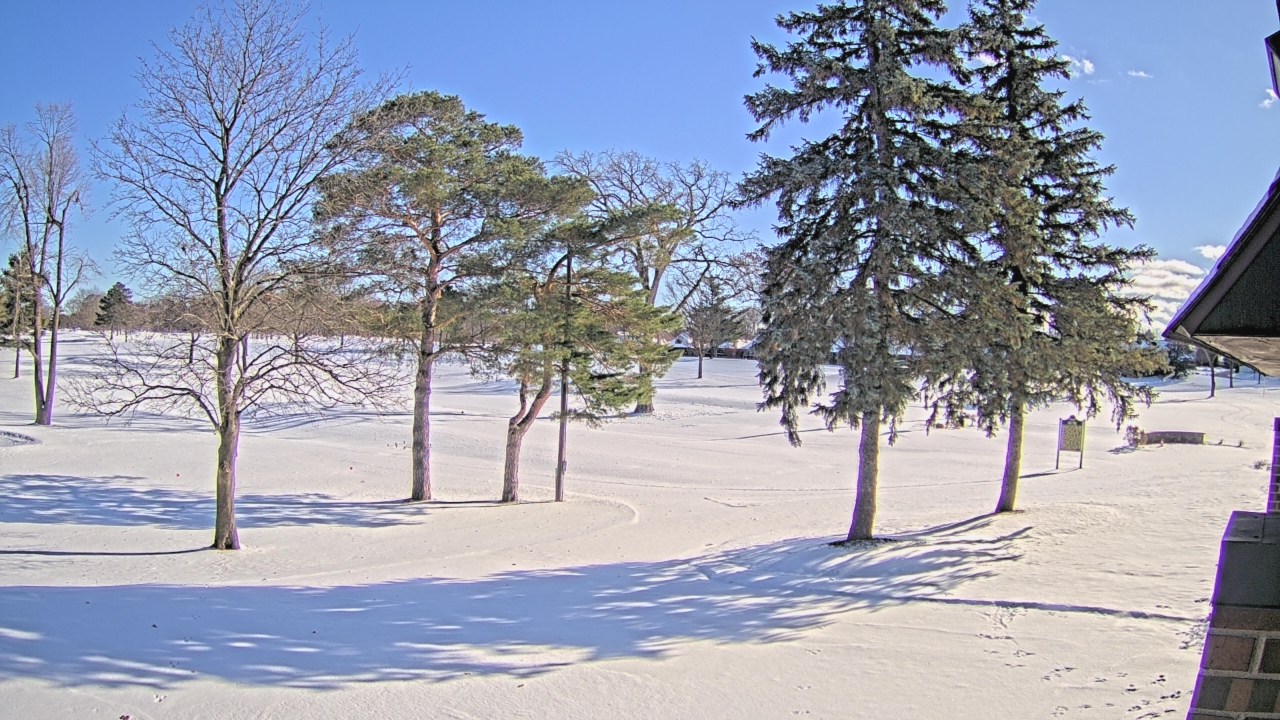 Thumbnail for current weather camera view from Warwick Hills Golf & Country Club in Grand Blanc Township, Michigan
