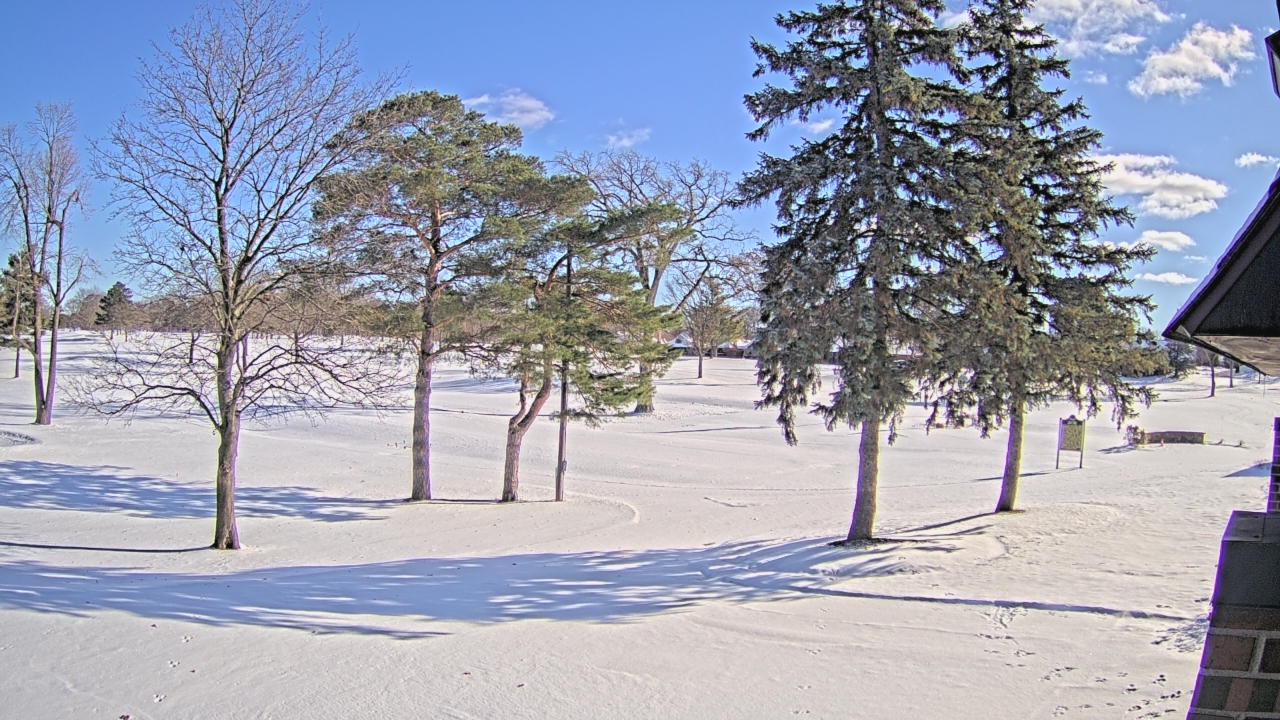 Thumbnail for current weather camera view from Warwick Hills Golf & Country Club in Grand Blanc Township, Michigan