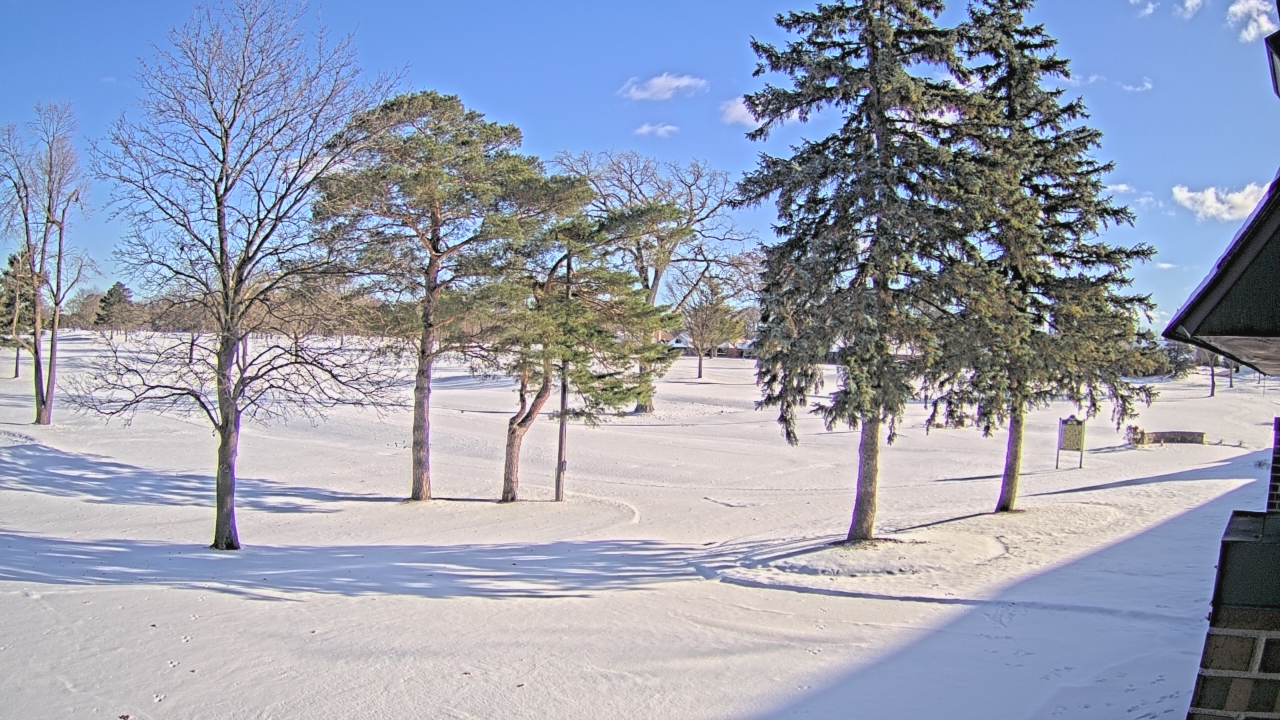Thumbnail for current weather camera view from Warwick Hills Golf & Country Club in Grand Blanc Township, Michigan