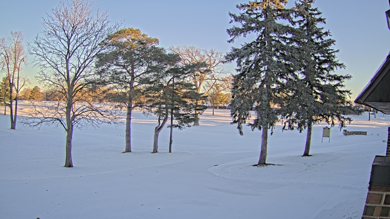 Thumbnail for current weather camera view from Warwick Hills Golf & Country Club in Grand Blanc Township, Michigan