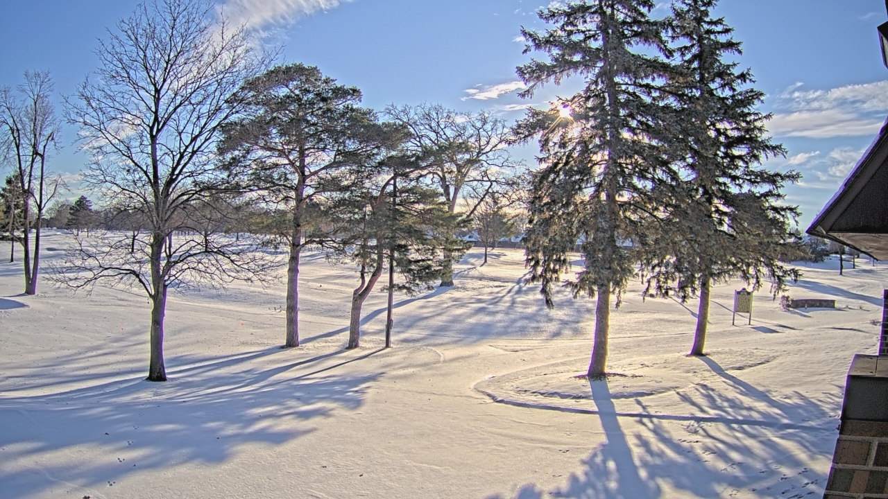 Thumbnail for current weather camera view from Warwick Hills Golf & Country Club in Grand Blanc Township, Michigan