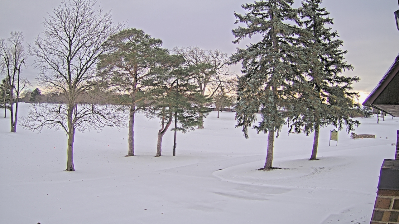 Thumbnail for current weather camera view from Warwick Hills Golf & Country Club in Grand Blanc Township, Michigan