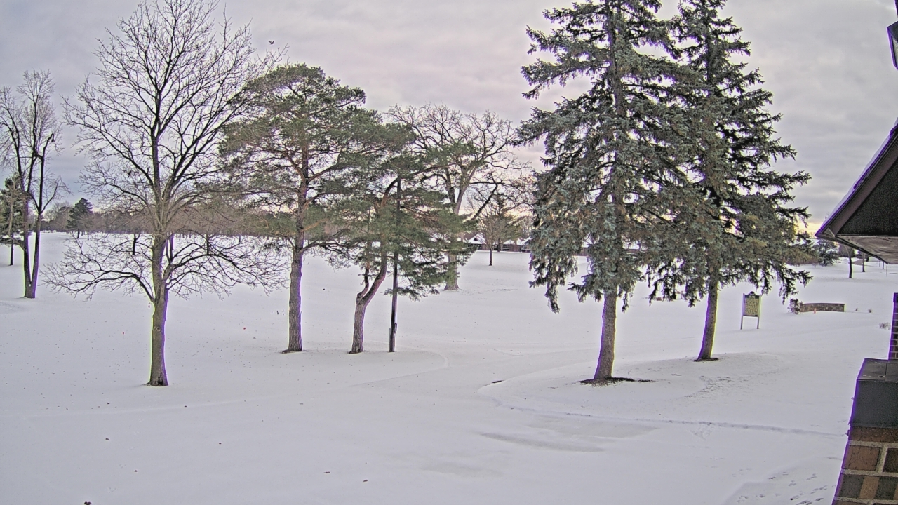Thumbnail for current weather camera view from Warwick Hills Golf & Country Club in Grand Blanc Township, Michigan