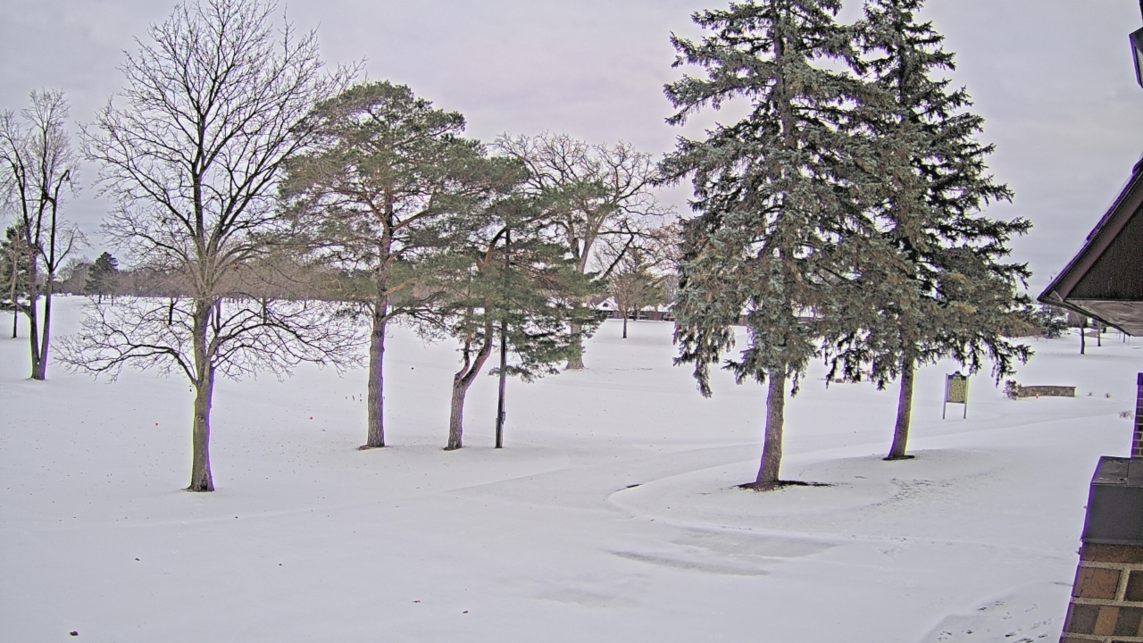 Thumbnail for current weather camera view from Warwick Hills Golf & Country Club in Grand Blanc Township, Michigan