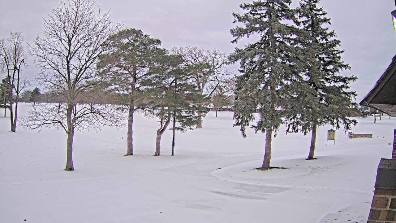 Thumbnail for current weather camera view from Warwick Hills Golf & Country Club in Grand Blanc Township, Michigan