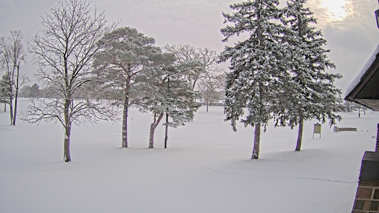 Thumbnail for current weather camera view from Warwick Hills Golf & Country Club in Grand Blanc Township, Michigan
