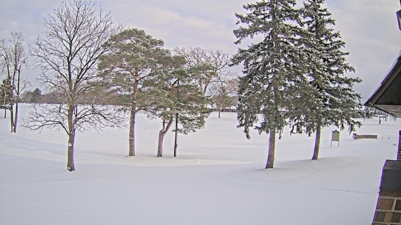 Thumbnail for current weather camera view from Warwick Hills Golf & Country Club in Grand Blanc Township, Michigan