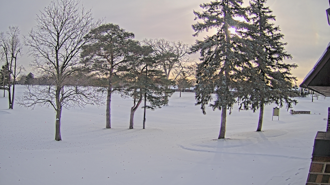 Thumbnail for current weather camera view from Warwick Hills Golf & Country Club in Grand Blanc Township, Michigan