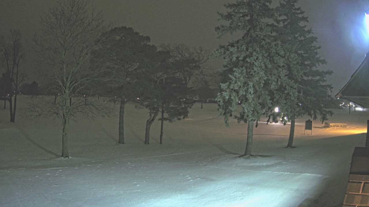 Thumbnail for current weather camera view from Warwick Hills Golf & Country Club in Grand Blanc Township, Michigan