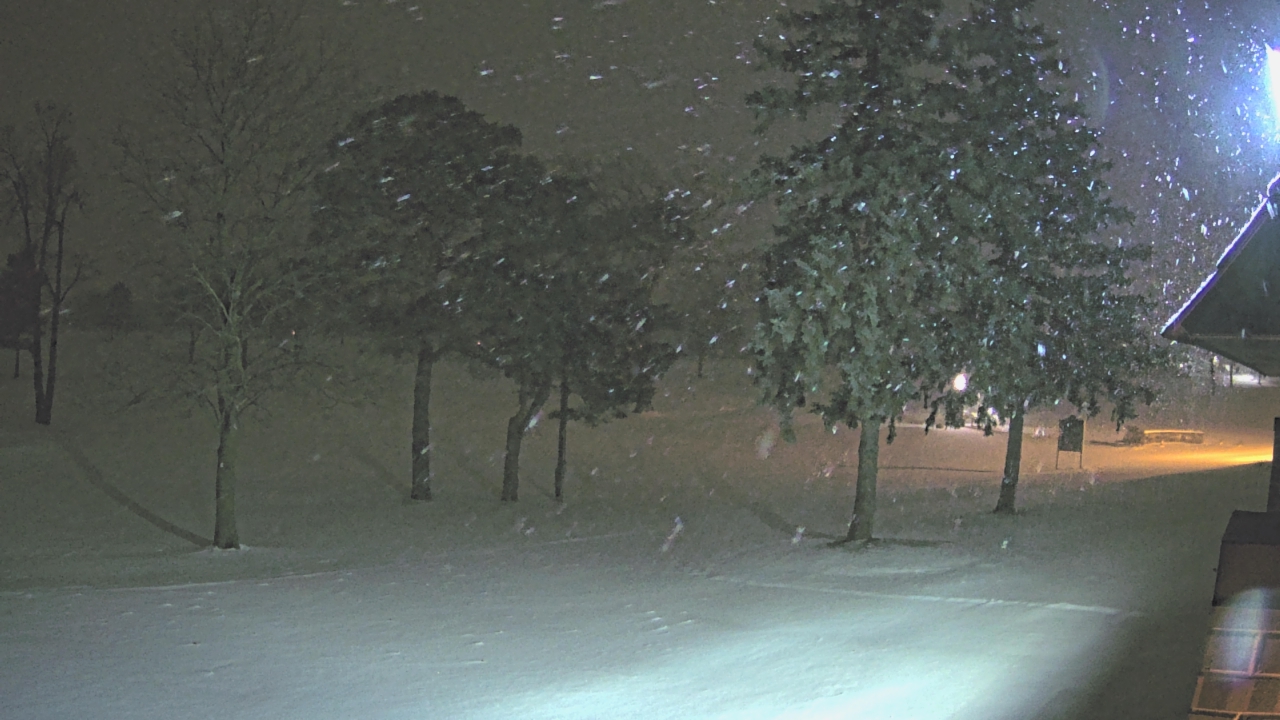 Thumbnail for current weather camera view from Warwick Hills Golf & Country Club in Grand Blanc Township, Michigan