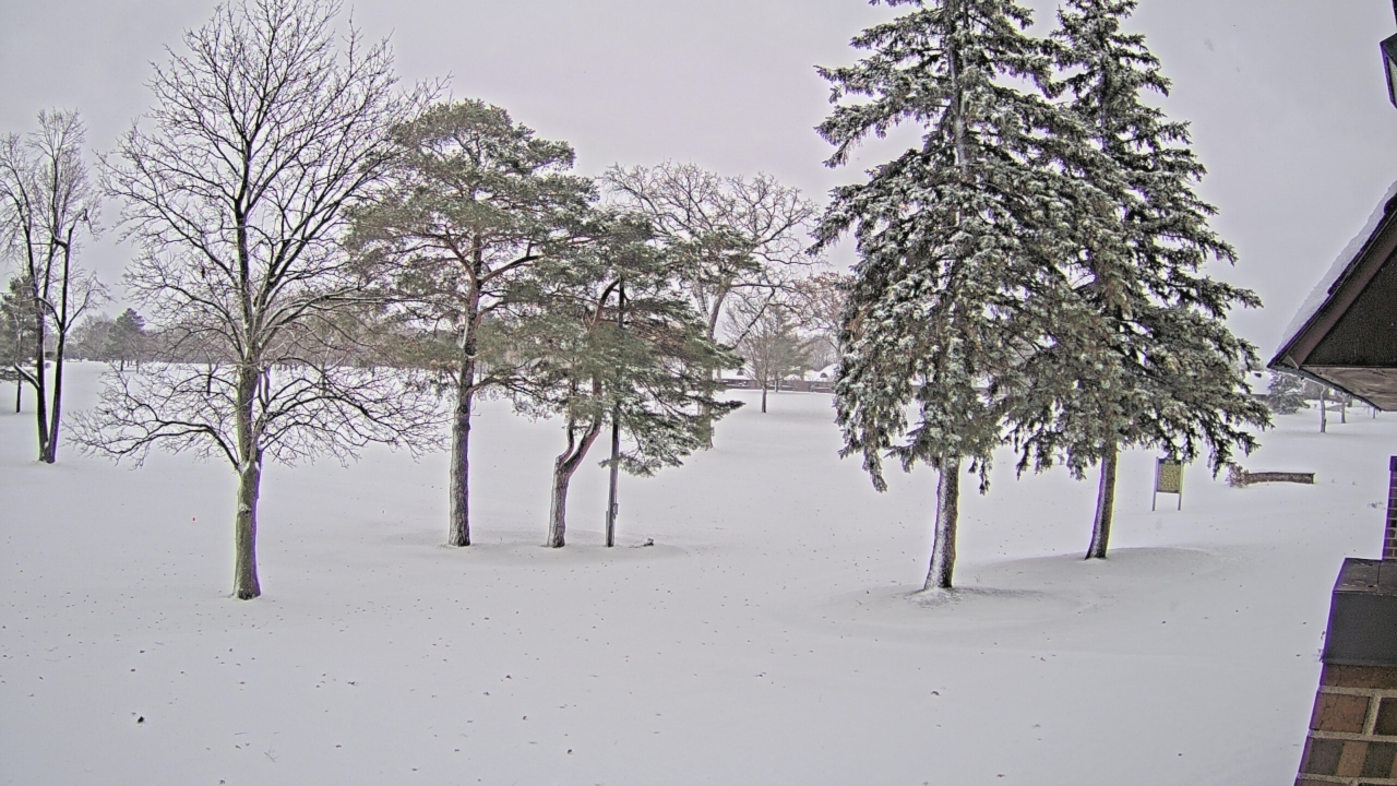 Thumbnail for current weather camera view from Warwick Hills Golf & Country Club in Grand Blanc Township, Michigan
