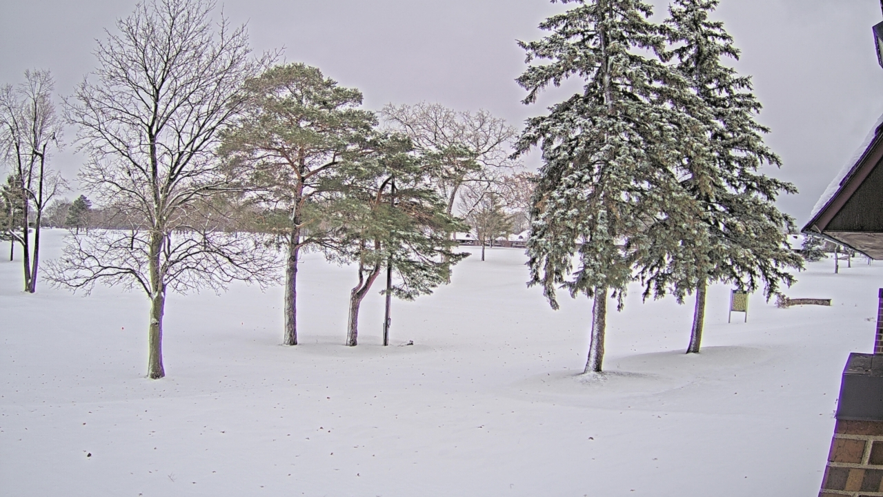 Thumbnail for current weather camera view from Warwick Hills Golf & Country Club in Grand Blanc Township, Michigan