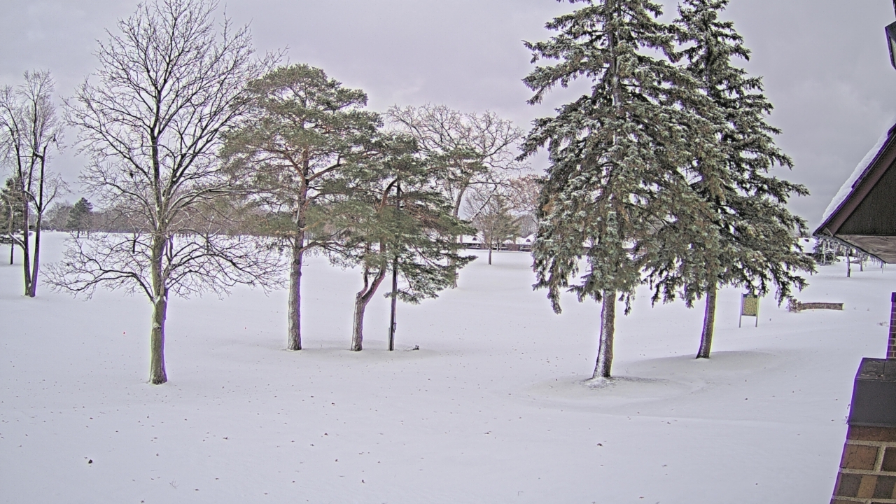 Thumbnail for current weather camera view from Warwick Hills Golf & Country Club in Grand Blanc Township, Michigan