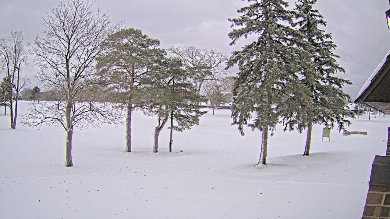 Thumbnail for current weather camera view from Warwick Hills Golf & Country Club in Grand Blanc Township, Michigan
