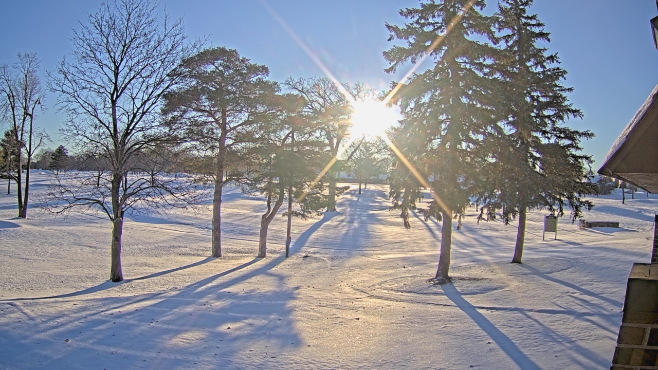 Thumbnail for current weather camera view from Warwick Hills Golf & Country Club in Grand Blanc Township, Michigan