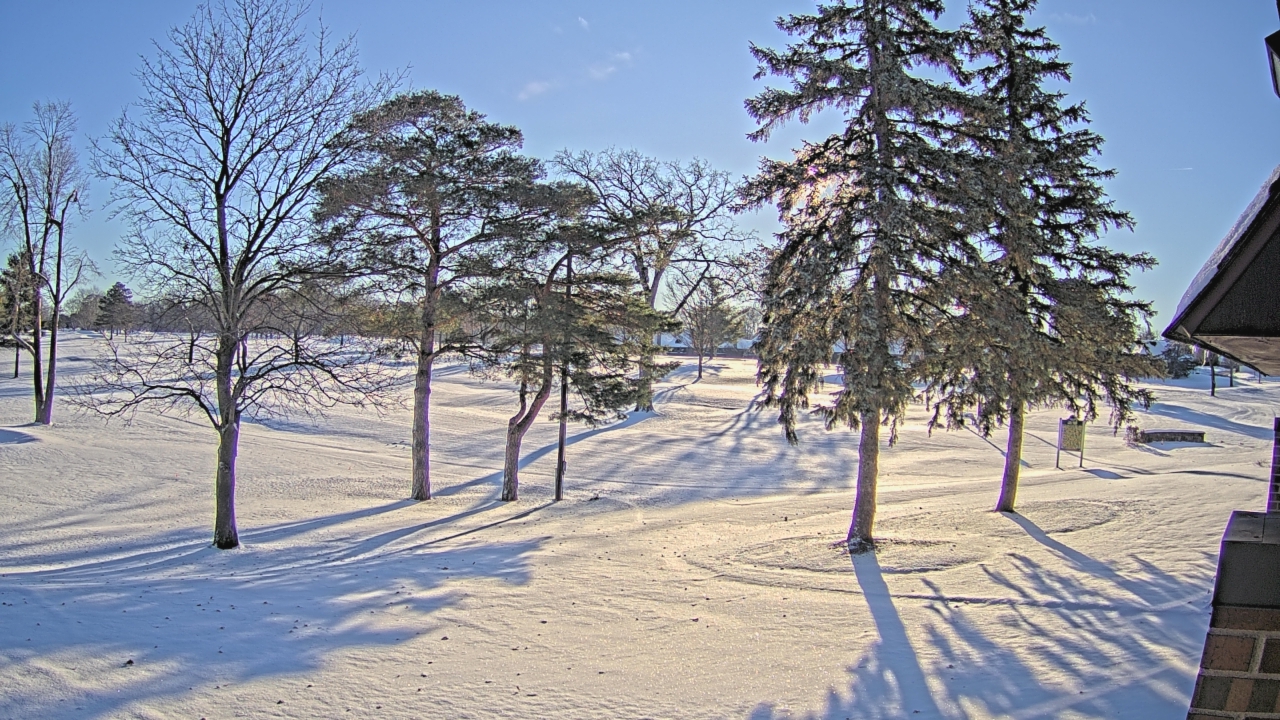 Thumbnail for current weather camera view from Warwick Hills Golf & Country Club in Grand Blanc Township, Michigan