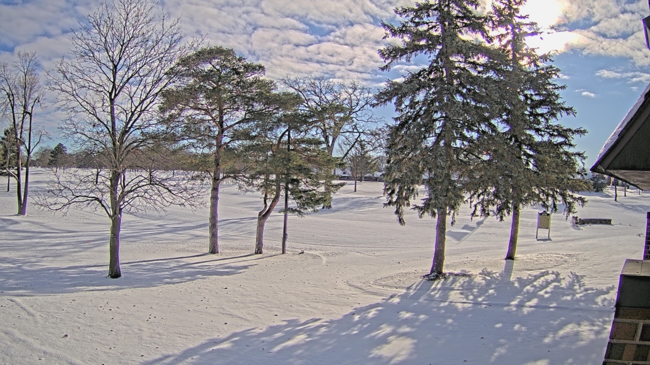 Thumbnail for current weather camera view from Warwick Hills Golf & Country Club in Grand Blanc Township, Michigan