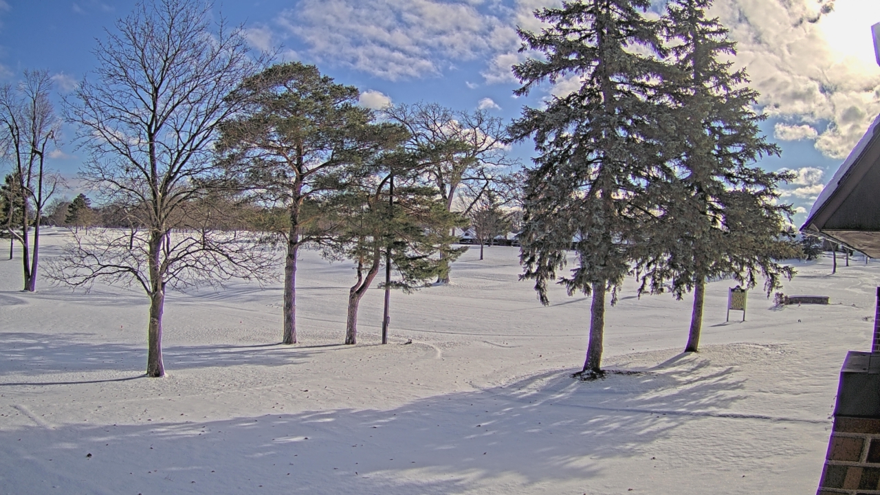 Thumbnail for current weather camera view from Warwick Hills Golf & Country Club in Grand Blanc Township, Michigan