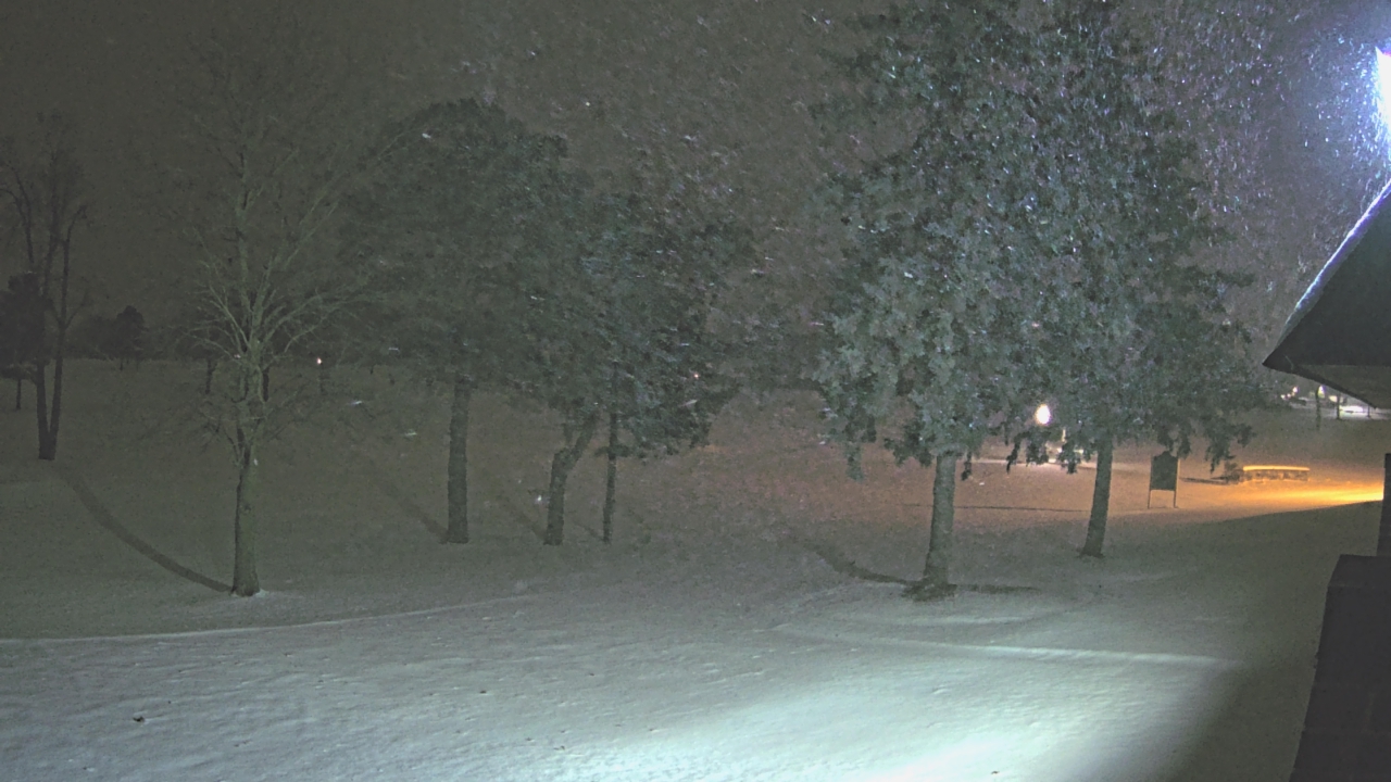 Thumbnail for current weather camera view from Warwick Hills Golf & Country Club in Grand Blanc Township, Michigan